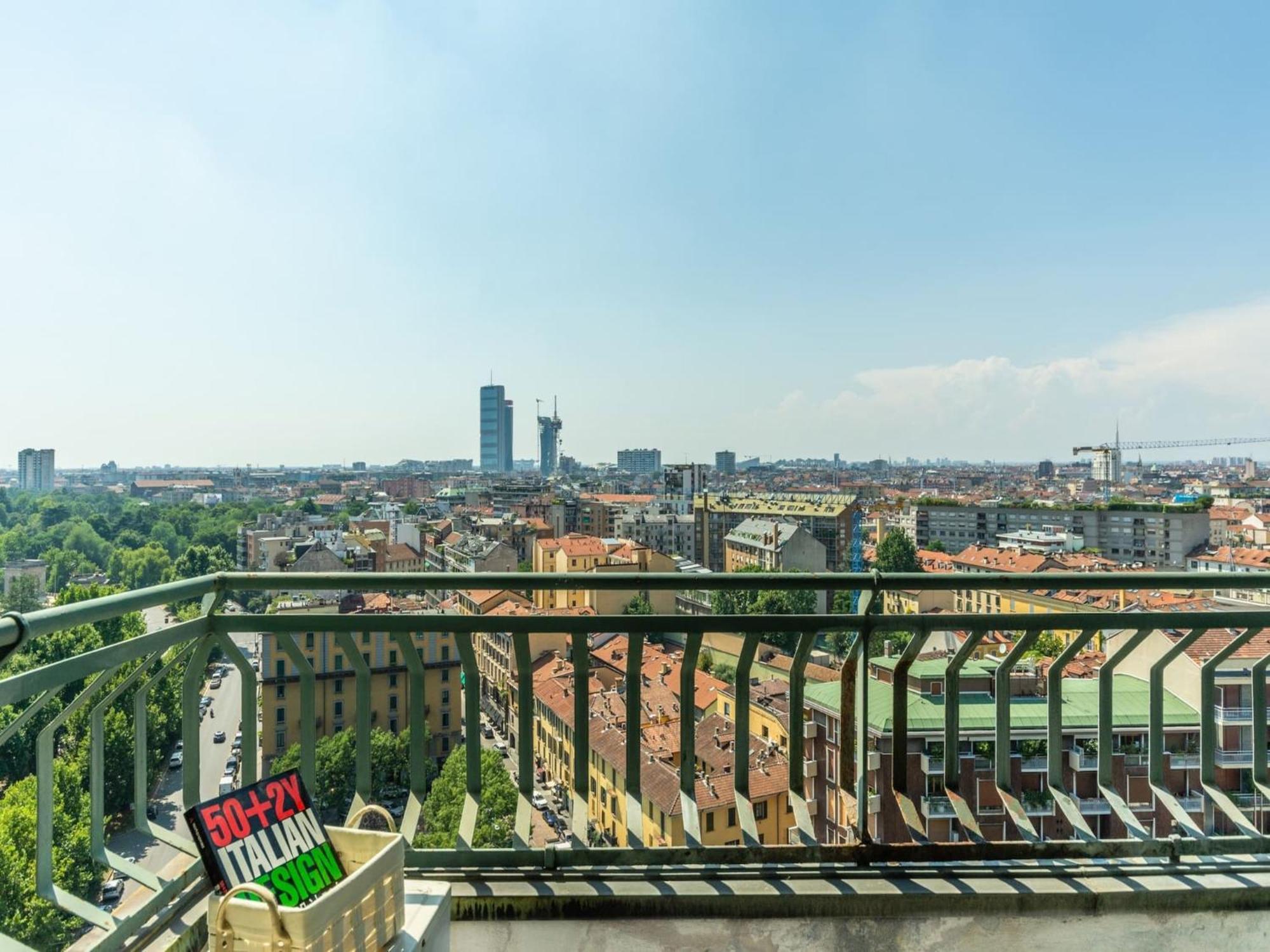 Cosy With Balcony Milan